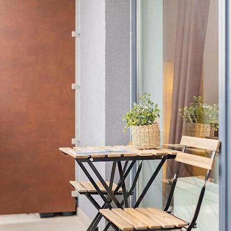 Cityscape Oasis: Active Studio Heaven Bratysława Zewnętrze zdjęcie