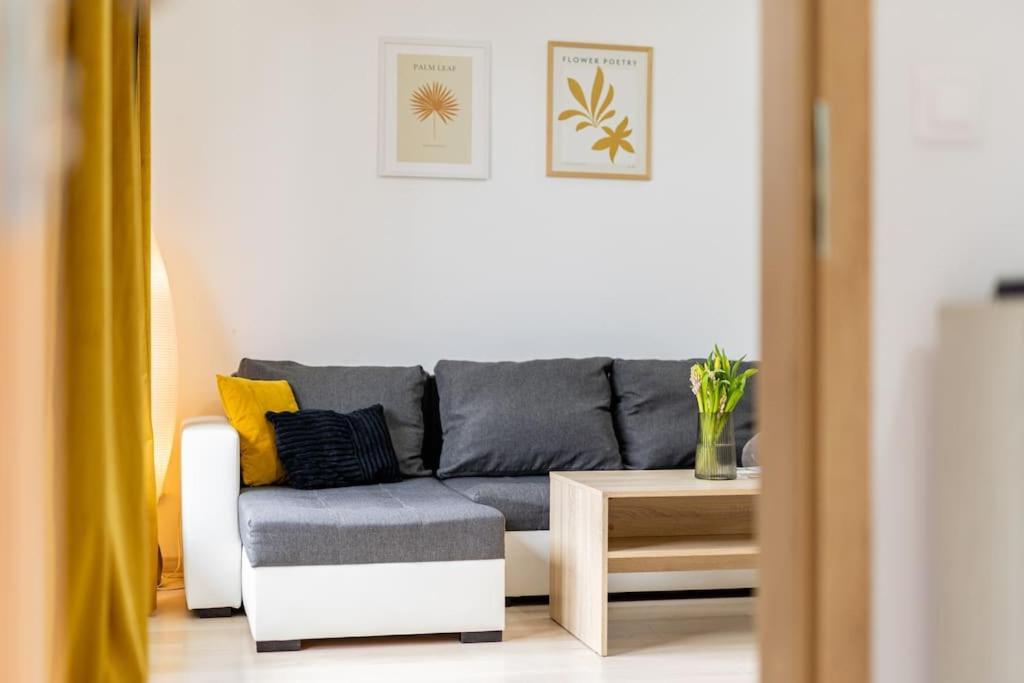Cityscape Oasis: Active Studio Heaven Bratysława Zewnętrze zdjęcie